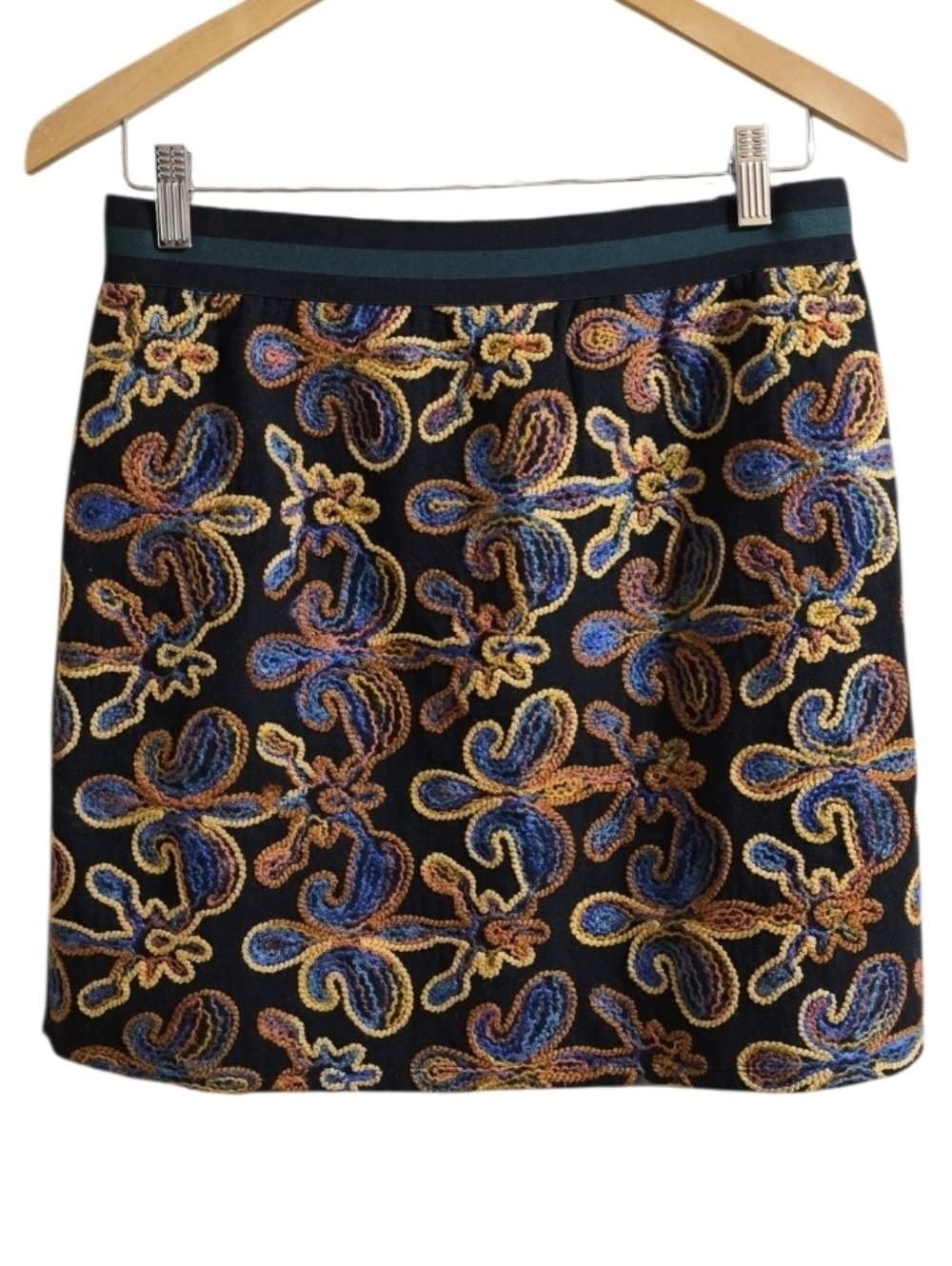 THML Women's Colorful Embroidered Elastic Waist Abstract Mini Skirt. Size Large